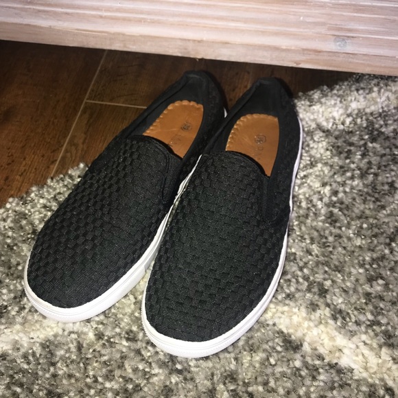 bernie mev. Shoes - Bernie Mev Slide on Sneaker Woman’s 39